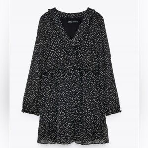 NWT Zara Black and White 3/4 Sleeve Tiered Blouse